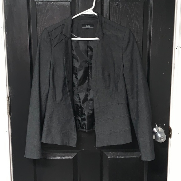 Blazer - Picture 1 of 2